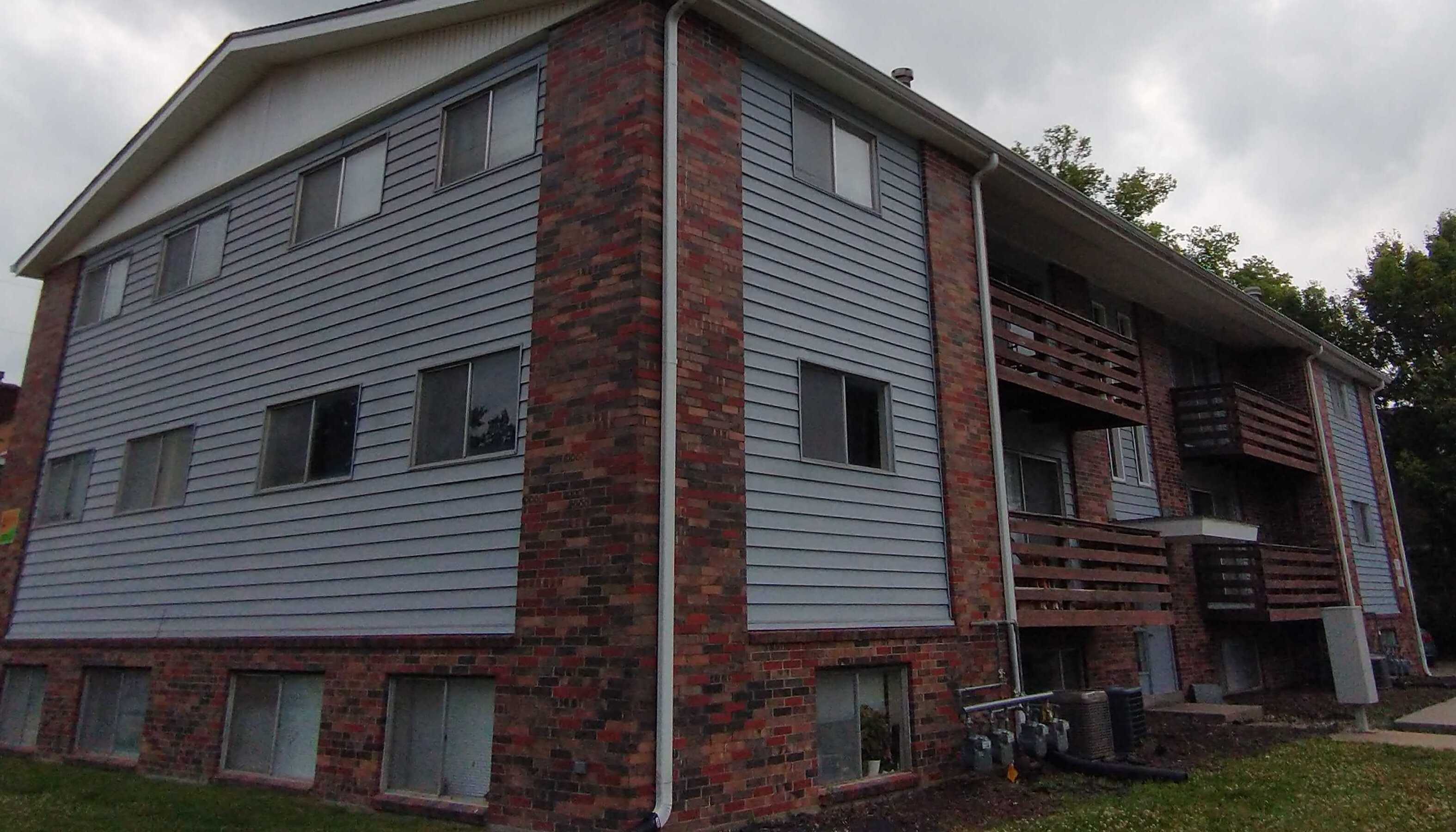 363 N 14th St*