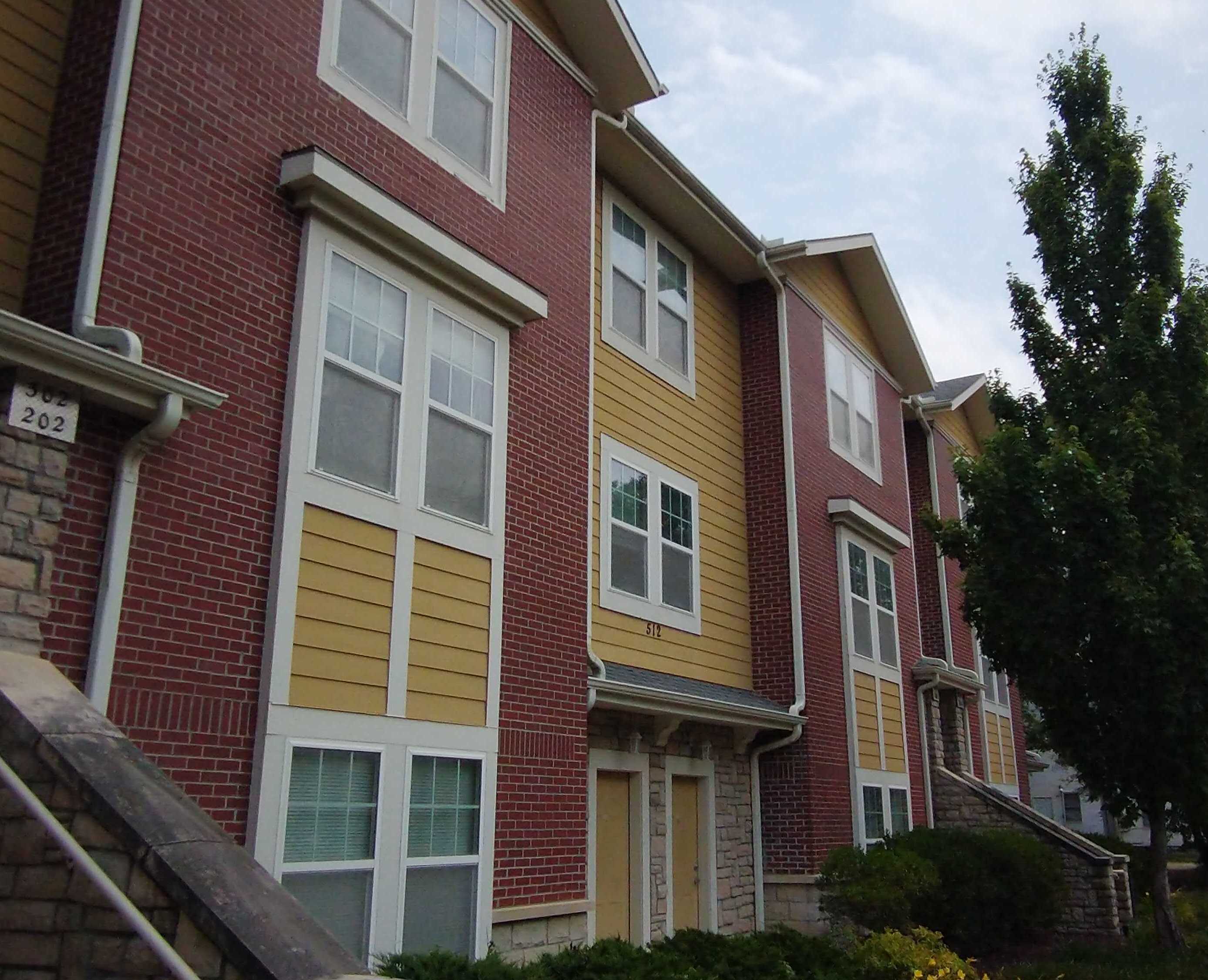 512 N 11th St*