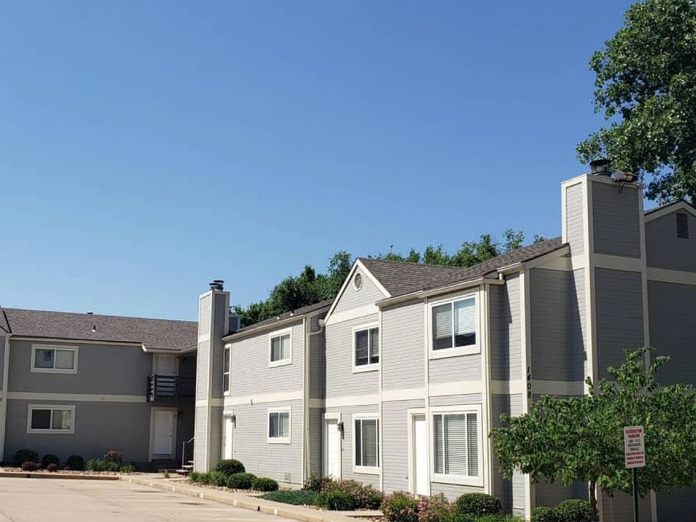 1412 Beechwood Ter*