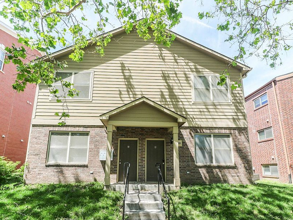 1118 Bertrand St